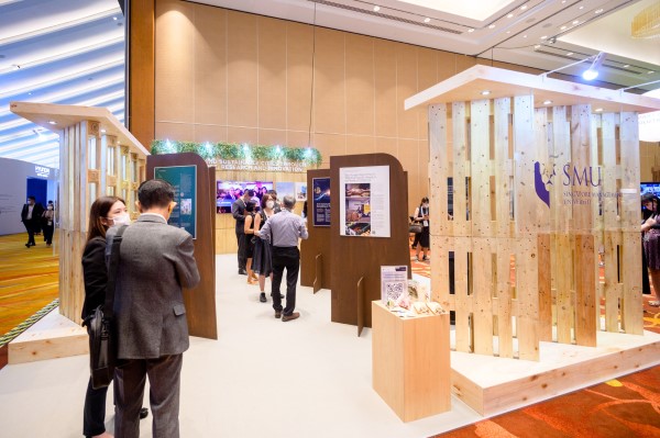 At the eighth edition of the biennial World Cities Summit in Singapore, SMU shared ground-breaking technologies and solutions to government and industry leaders, urban solution experts and impact investors at a dedicated pop-up platform.
