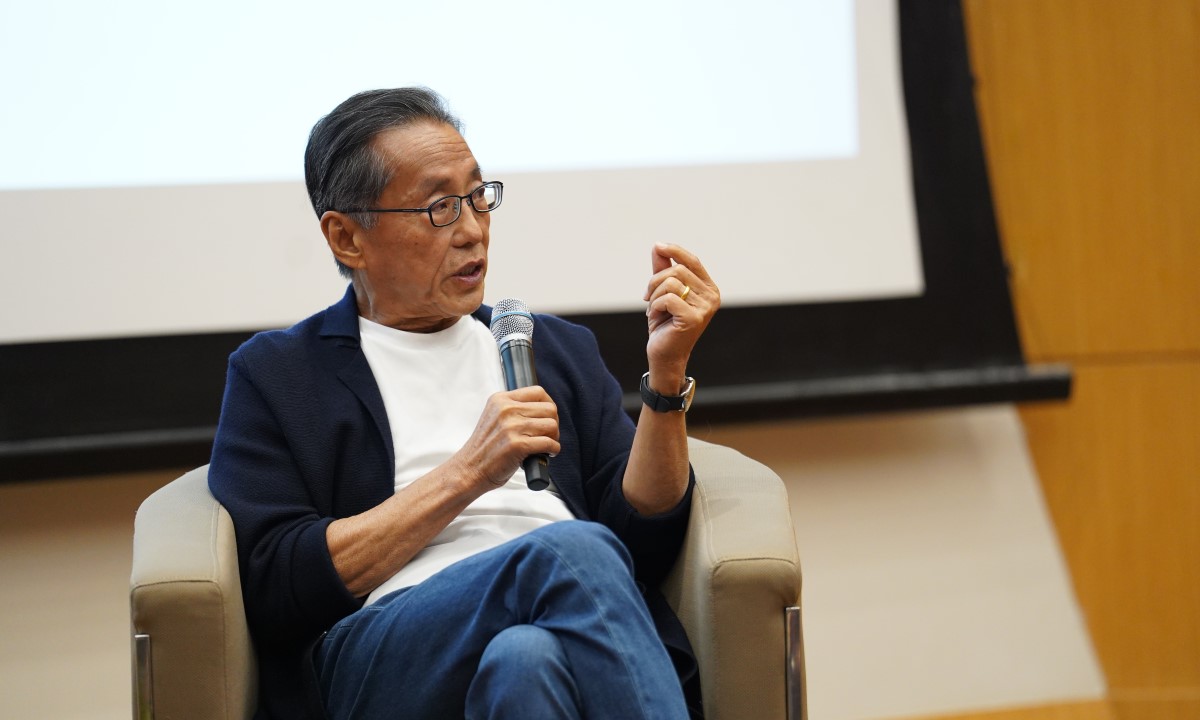 Banyan Tree Holdings founder Ho Kwon Ping speaking at the launch of a new book about him at SMU on 21 May 2024.. 