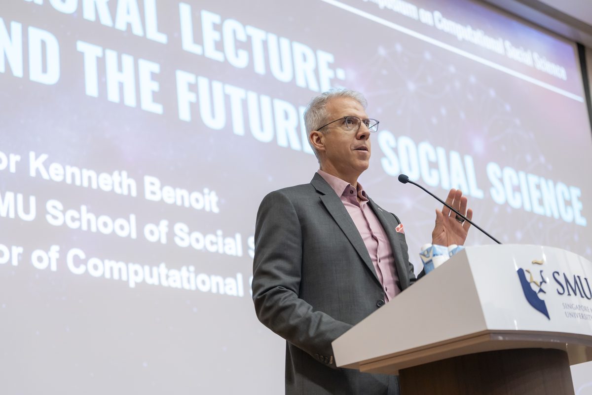 Professor Kenneth Benoit giving his lecture: AI and the Future of Social Science.