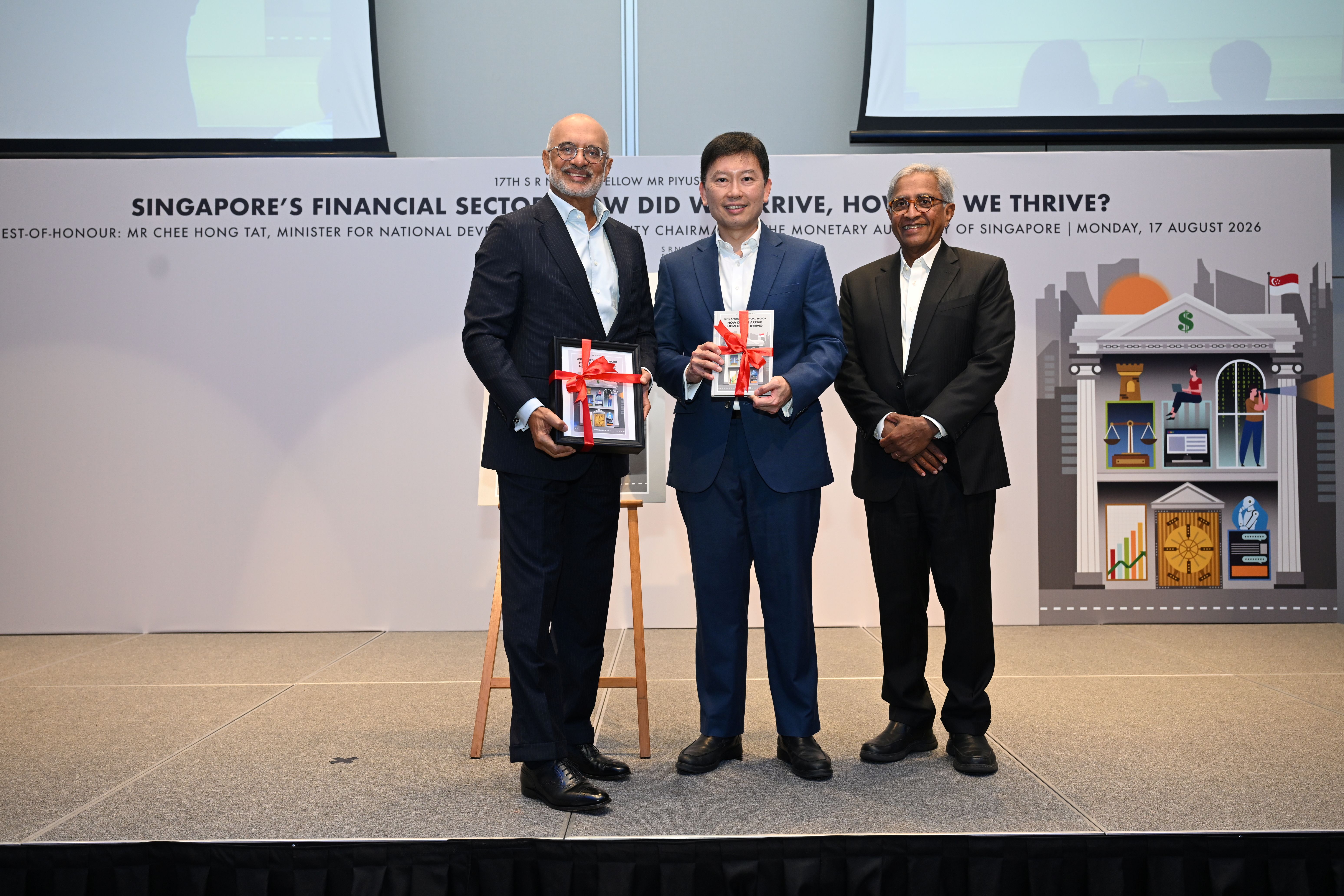 (L-R) SMU Chairman Mr Piyush Gupta, Minister for National Development Mr Chee Hong Tat, and  Director of the Institute of Policy Studies Mr Janadas Devan.