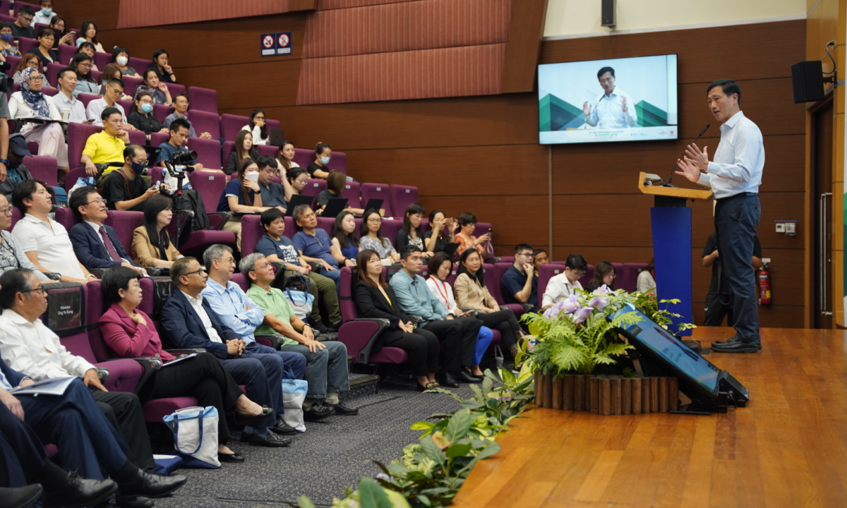Mr Ong Ye Kung, Singapore Minister for Health addressing participants at SMU ROSA&#039;s Annual Symposium on Successful Ageing.