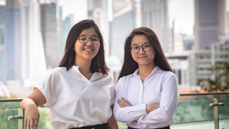 Geraldine Lee (left) and Maxine Hong, who have been accepted by the SMU-Duke-NUS Medicine Pathway.