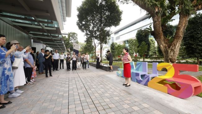 SMU President Professor Lily Kong giving the opening remarks at the garden.