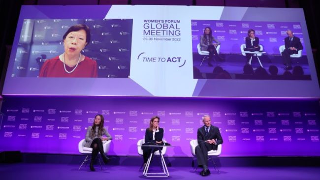 SMU President Professor Lily Kong (left on screen) attended the discussion virtually.