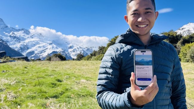 SMU School of Computing and Information Systems alumnus and Janio co-founder Mo Afiq.